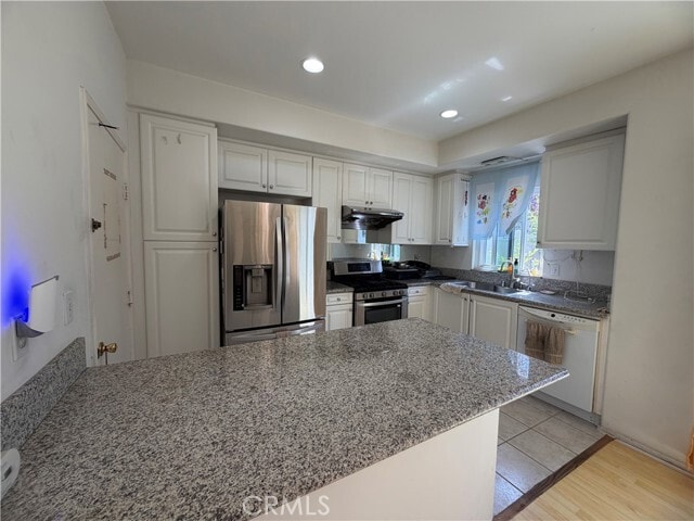 Building Photo - 23812 Los Codona Ave
