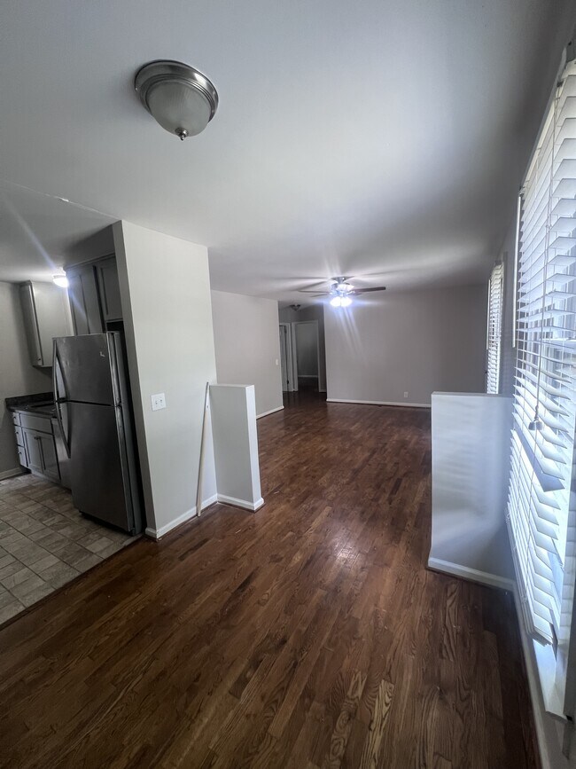 Building Photo - 5125 Manorwood Ct