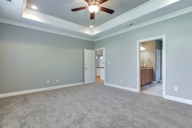 Building Photo - 122 Pocola Way