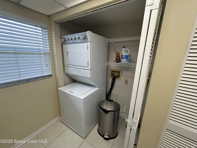 Building Photo - 1700 N Atlantic Ave