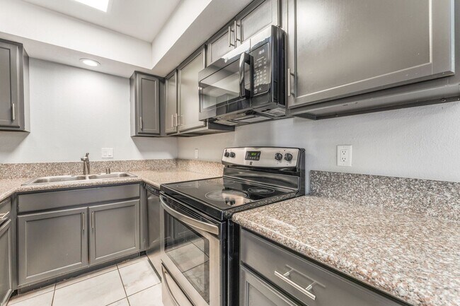 Building Photo - 2732 Eldora Cir