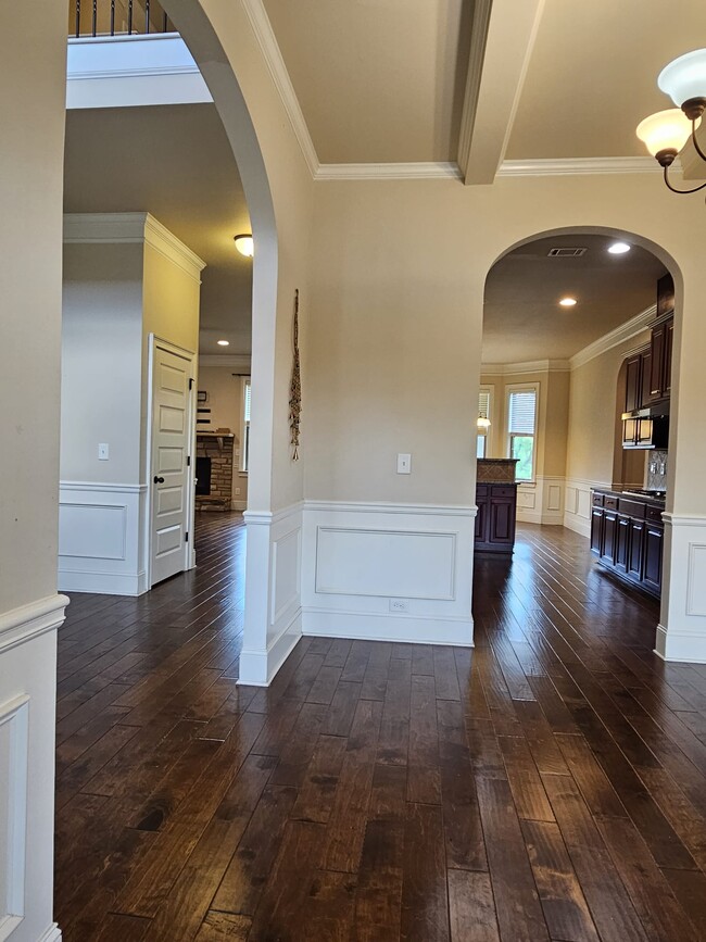 Building Photo - 416 Sunnybrook Ln