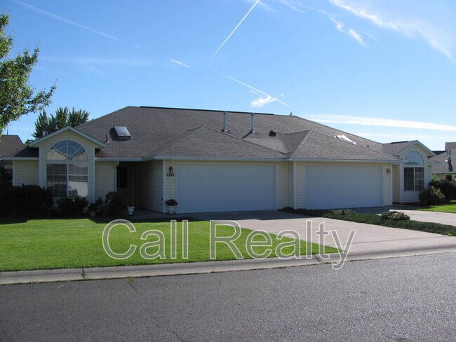 Primary Photo - 5116 S Smith Ct