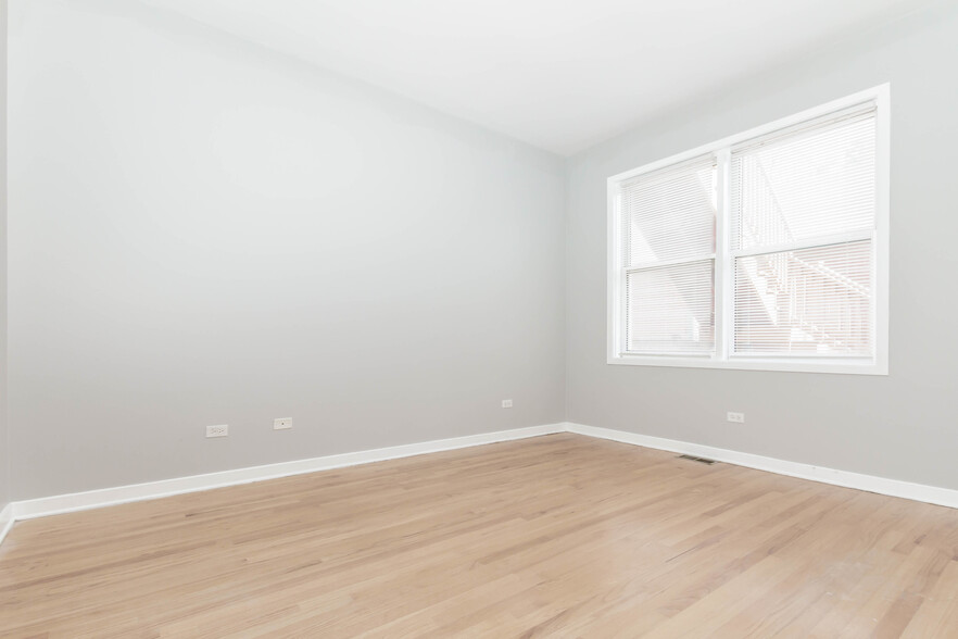 Primary Bedroom - 1443 W Fillmore St