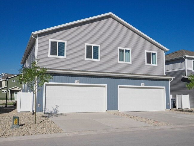 Building Photo - Saratoga Springs Twin Home