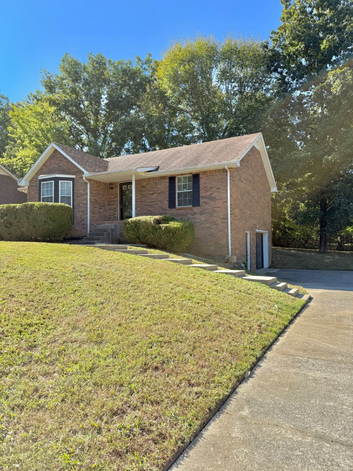 Building Photo - 200 Mill Creek Rd