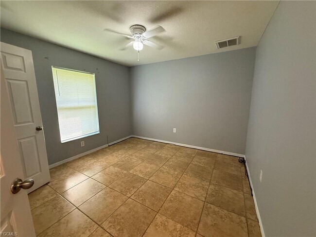 Building Photo - 175 Oxbow Beckley Ave