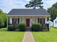 Building Photo - CHARMING 4-BEDROOM, 2-BATH COTTAGE-STYLE HOME IN HAMPTON, VA!