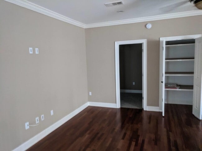 Building Photo - 1812 Ashley Hall Way