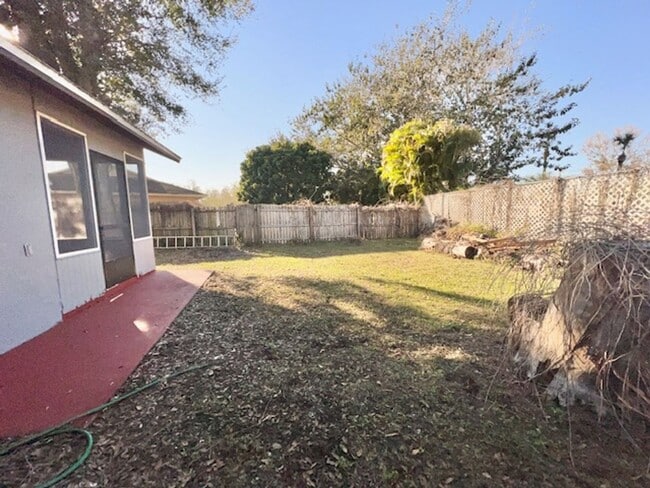 Building Photo - Orlando - 2 Bedroom, 2 Bathroom - $1,945.00