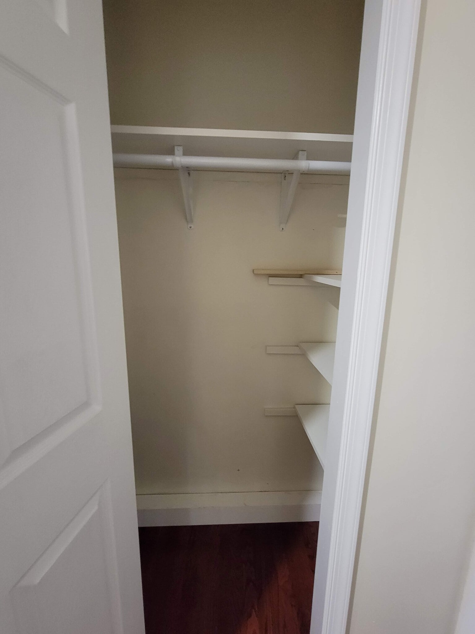 Building Photo - 936 Durham Rd