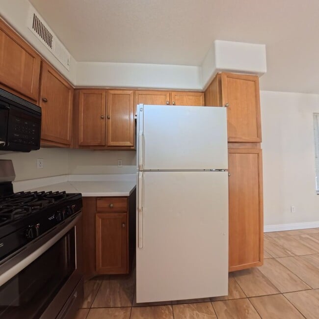 Building Photo - 3125 Casey Dr