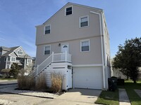 Building Photo - 315 N Wilson Ave