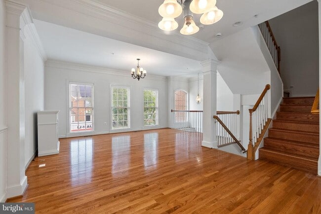 Building Photo - 1515 Regent Manor Ct
