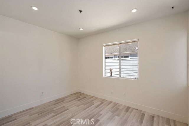 Building Photo - 260 Victoria St