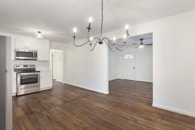 Building Photo - 3 bedroom home in Conley!