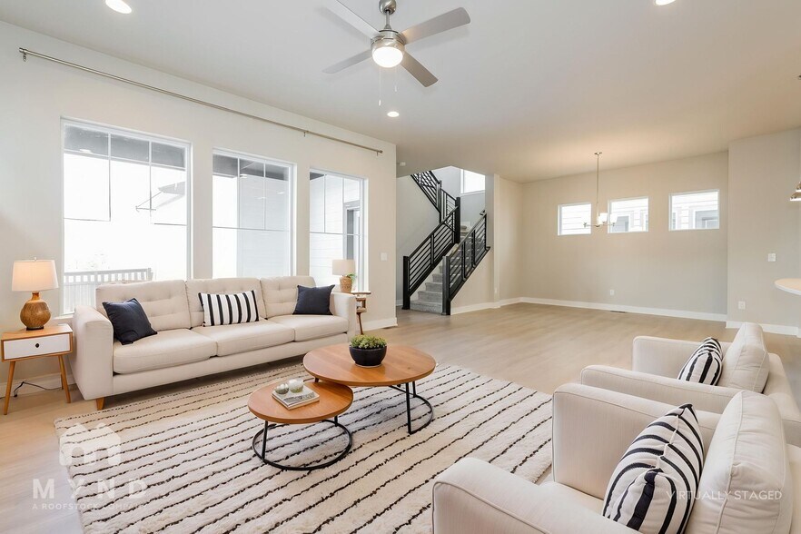 Building Photo - 6047 N Netherland Ct