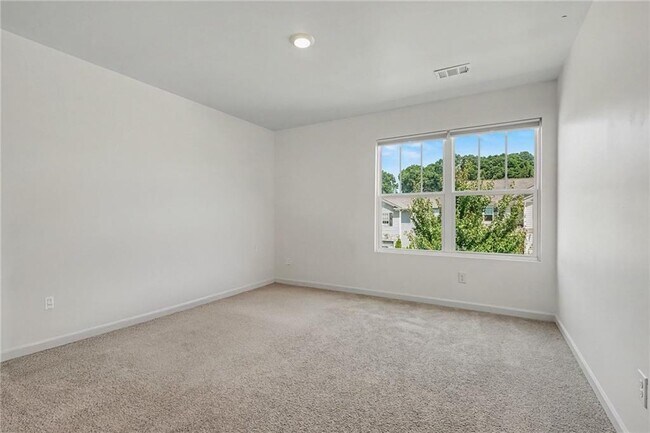 Building Photo - 477 Starbuck Parkway