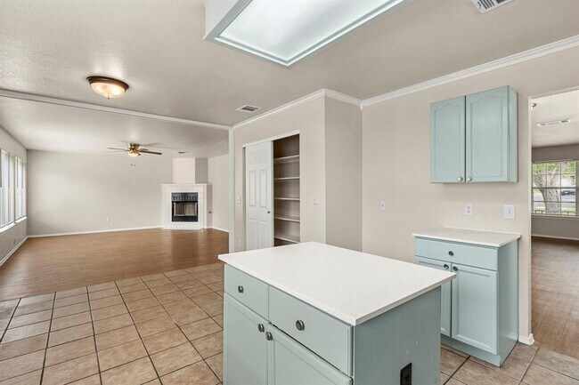 Building Photo - 8731 Minot Cir