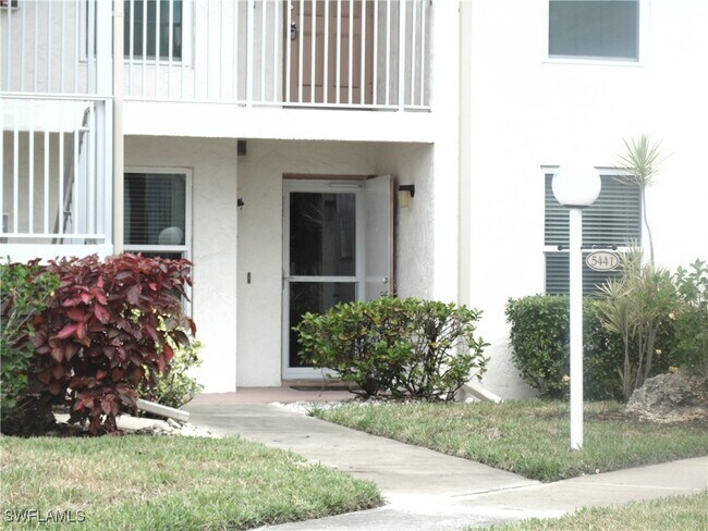 Primary Photo - 5441 Peppertree Dr