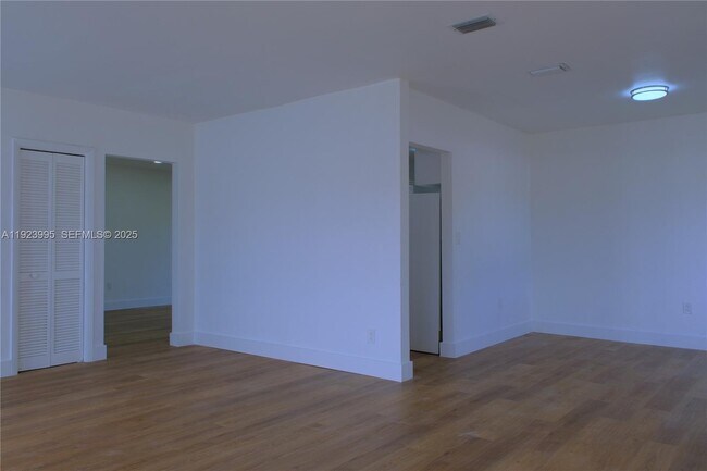 Building Photo - 9451 SW 79th St