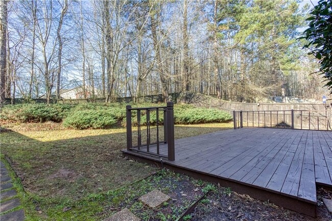 Building Photo - 380 Wittenridge Ct