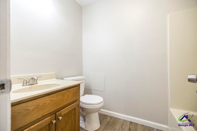 Building Photo - 83 Hamilton Woods Dr