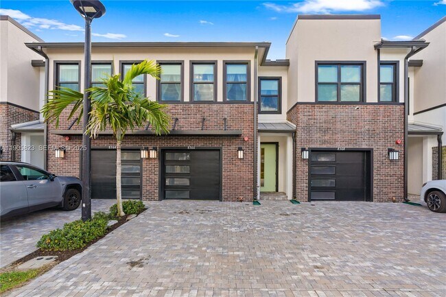 Building Photo - 8366 NW 7th Ct