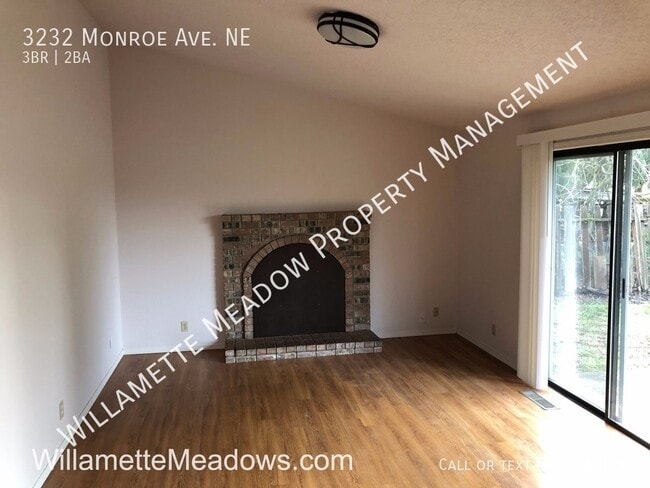 Building Photo - 3232 Monroe Ave NE