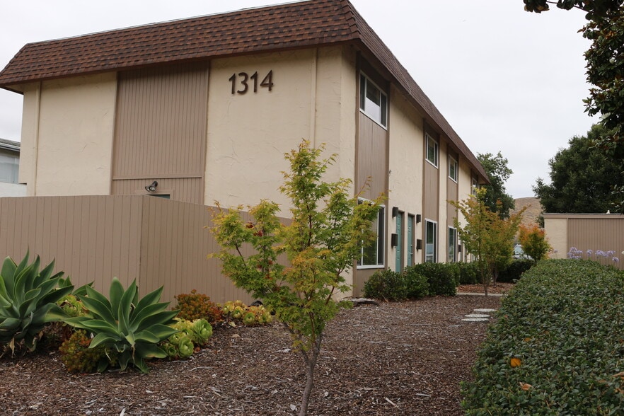 Building Photo - 1314 Galleon Way