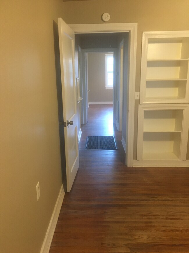 Building Photo - 108 Cannon Dr