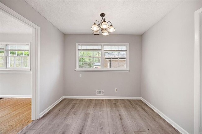 Building Photo - 86 Pioneer Trail