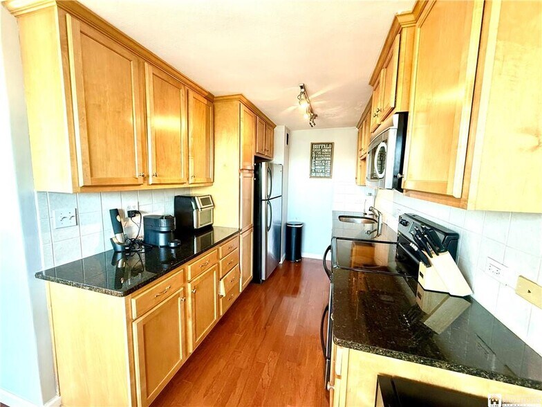 Building Photo - 849 Delaware Ave