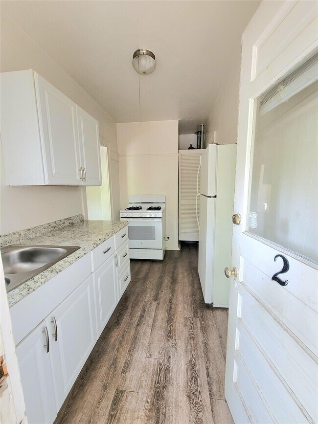 Building Photo - 1238 Peden St