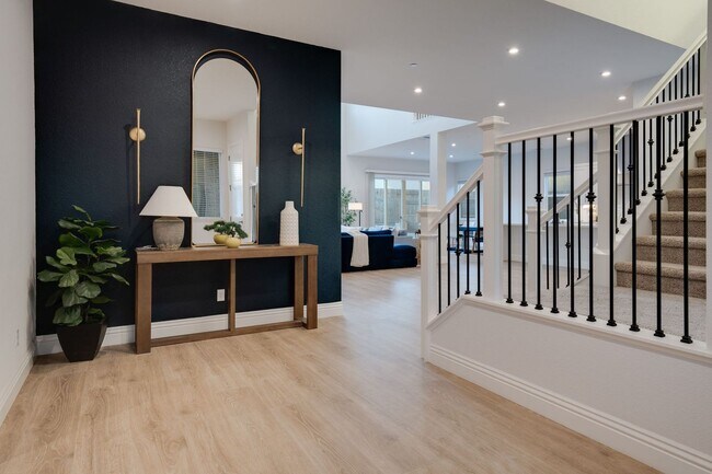 Building Photo - Luxury 4 Bedroom Home in Gated El Dorado Hills Community!