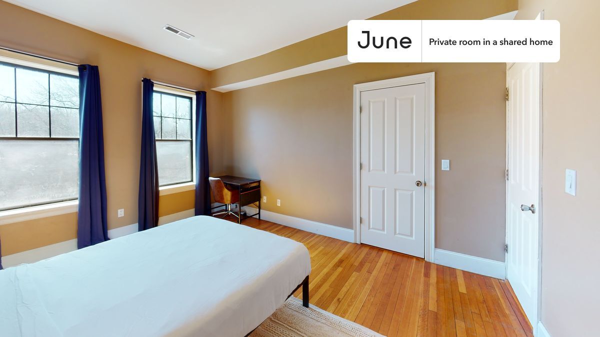 Building Photo - Room in Shared 4 bed/2 bath home