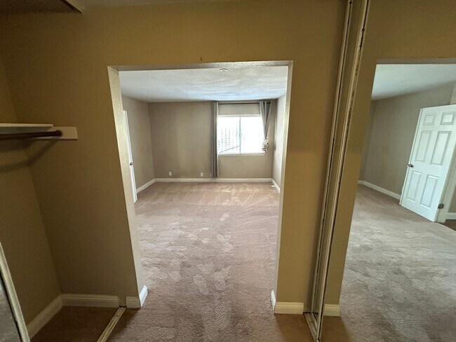 Building Photo - LOVELY 3-BEDROOM, 2BATH HOME!!!