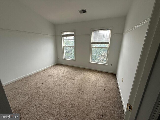 Building Photo - 2833 Grace Forest Pl