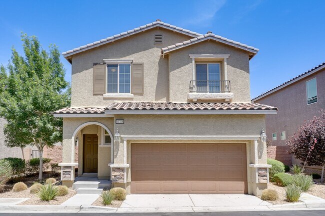 Building Photo - Bright & Stylish 3-Bedroom Home with Low-Maintenance Backyard
