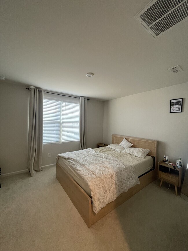 Building Photo - 29 Verdant Leaf Wy