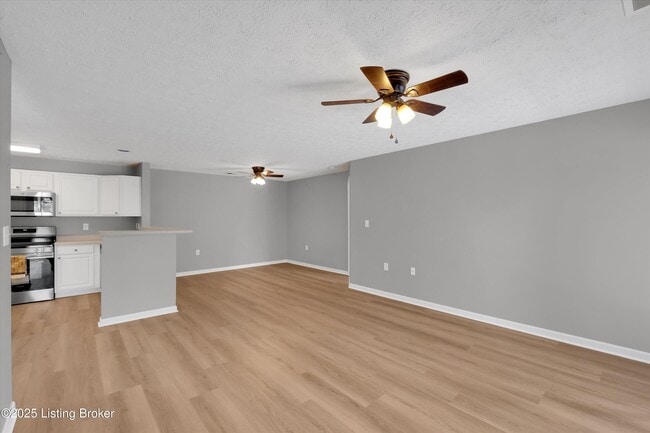 Building Photo - 5901 Landers Ave