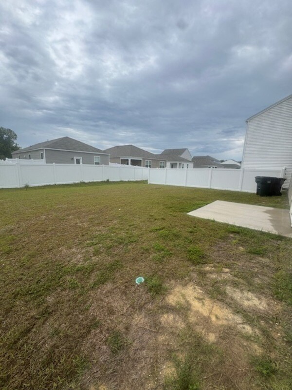 Building Photo - 204 Wild Strawberry Ln