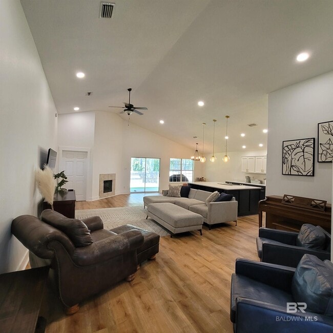 Building Photo - 4219 Coyote Ln