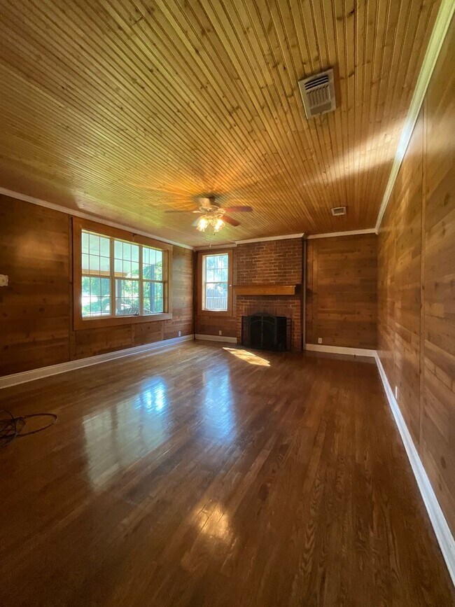 Building Photo - 157 O'Hara Road