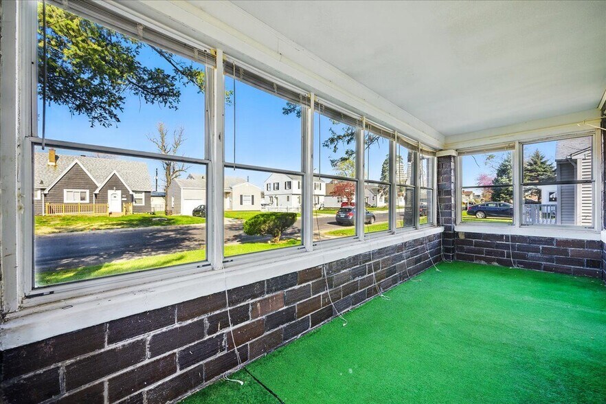 Building Photo - 3110 N Sherwood Ave