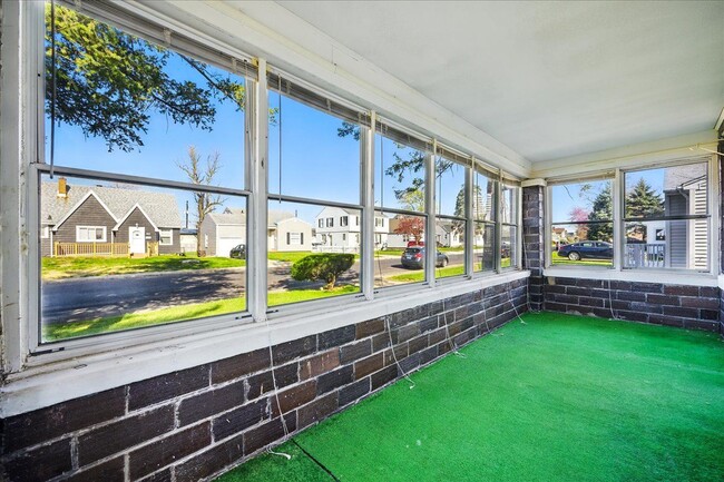 Building Photo - 3110 N Sherwood Ave