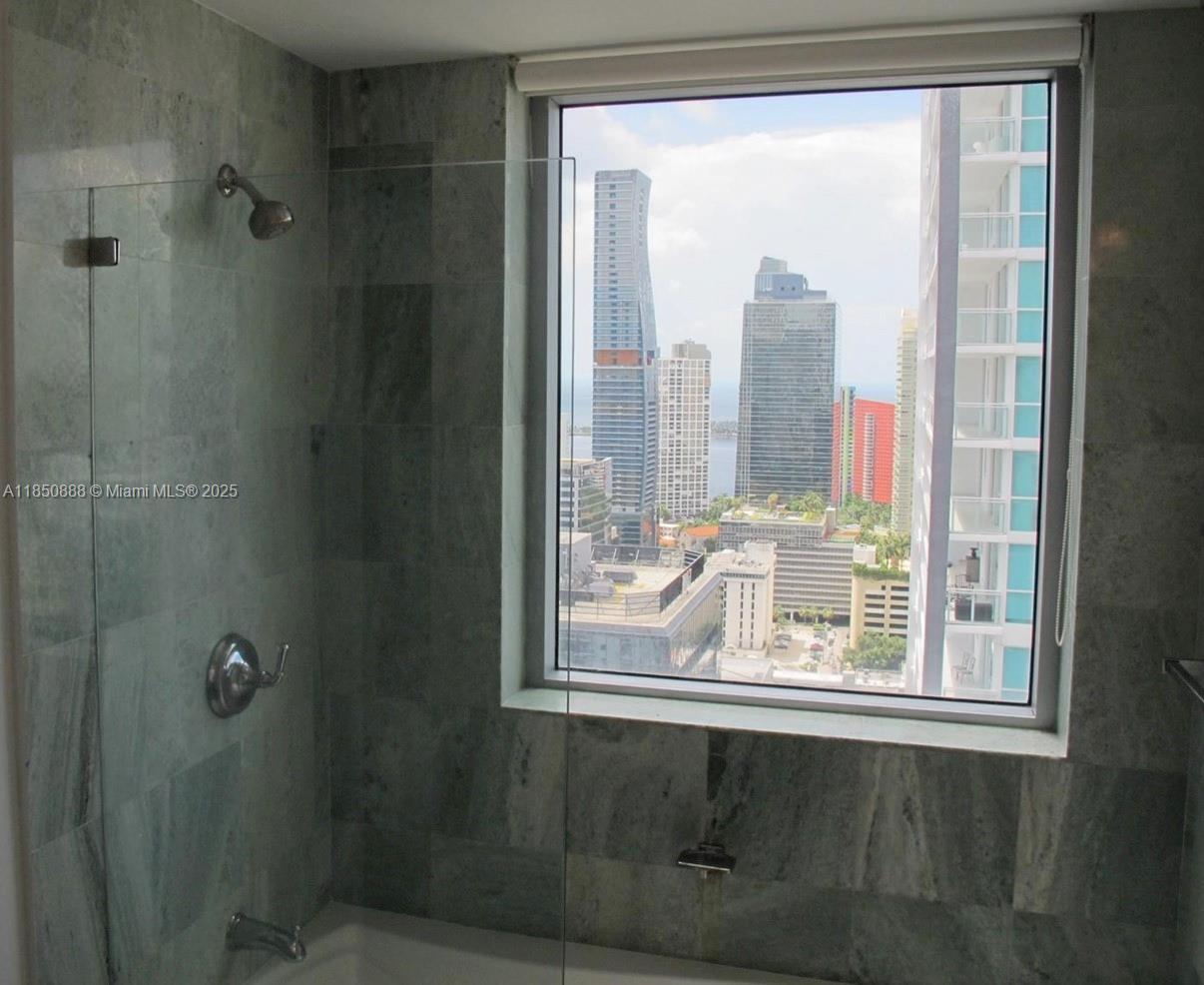 Building Photo - 1050 Brickell Ave