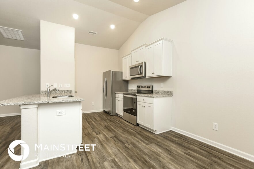 Building Photo - 10 Bounding Ln