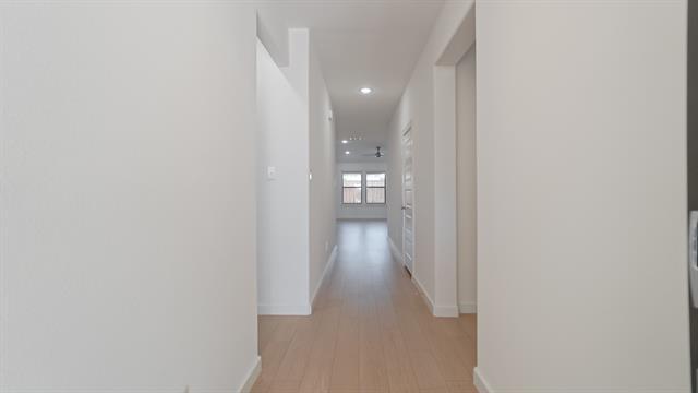 Building Photo - 465 Chase Creek Dr