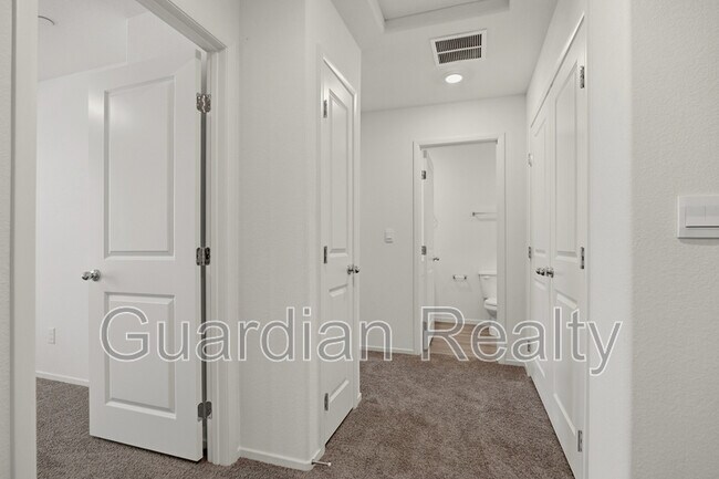 Building Photo - 503 Blue Ridge Cove Ct